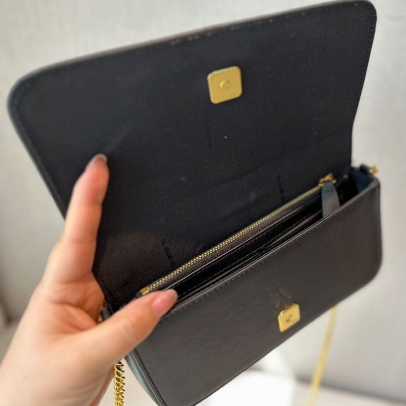 Fendigraphy Wallet On Chain Black