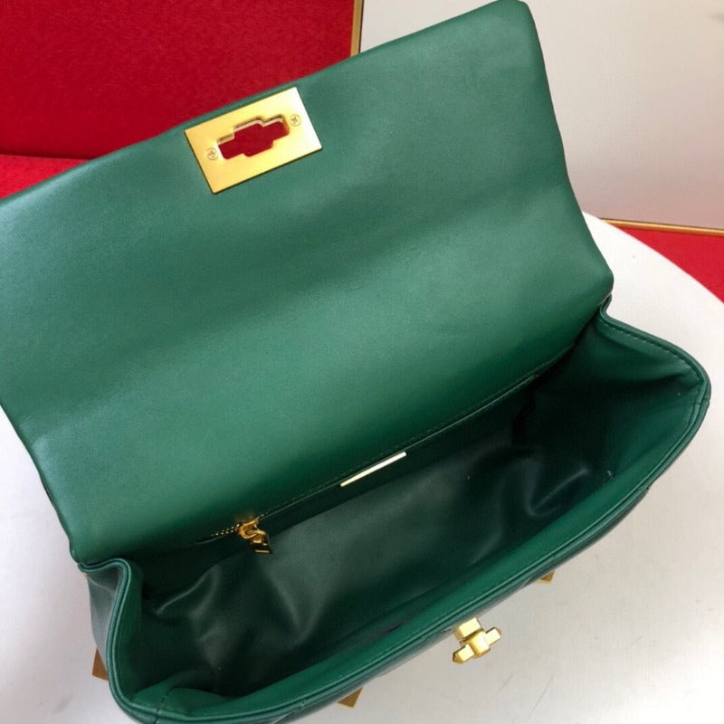 Rivet Shoulder Purses Bag With Chain Green